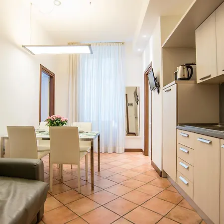 Sweetsuite Rome-3