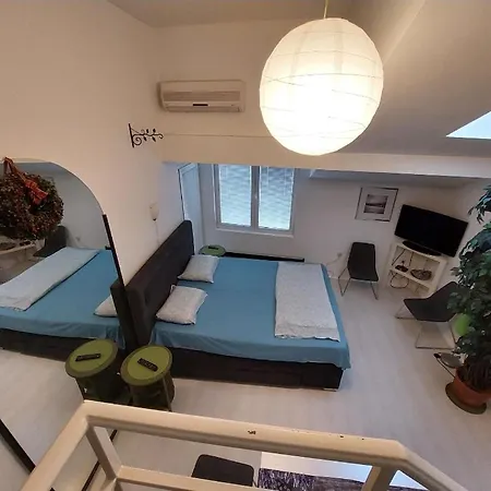 Sweet Apartments Or Rooms-3