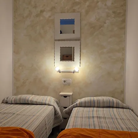 Apartaments Les Roques-2
