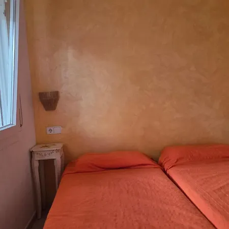 Apartaments Les Roques-3