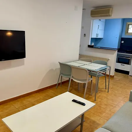 Apartamentos Turísticos Yamasol-2