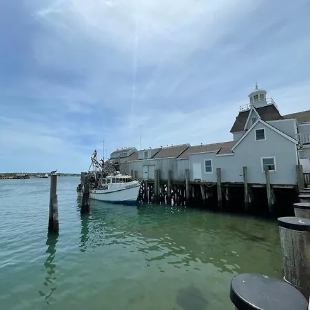 Apartment In Royal Atlantic Beach Resort - Montauk-3