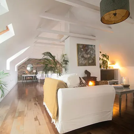 Courtyard Cottages-2