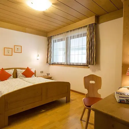 Alpin Apartments Colfosco Dolomites-2