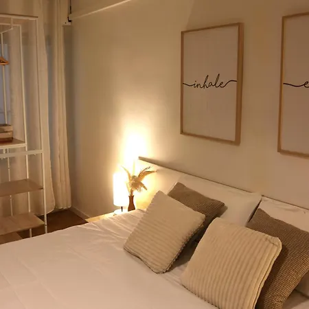 Apartamentos La Herradura PLaza-2