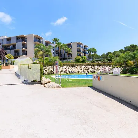 Uhc Paradise Village Family Complex-3