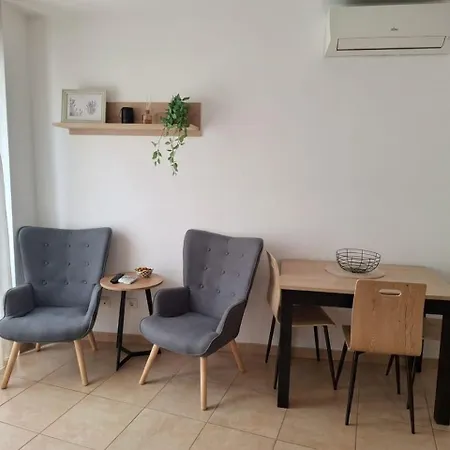 Apartamentos El Barrio-2