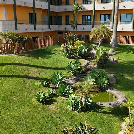 Apartamentos Atlántico Resort-3