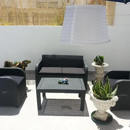 Lemon Tree Apartments-2
