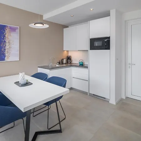 Maj Luxury Residence-2
