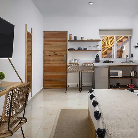 Verandah Studios-3