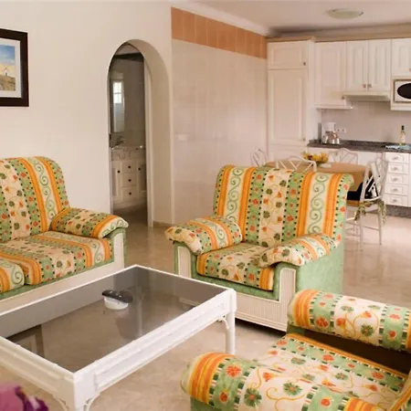 Hyde Park Lane Villas-3