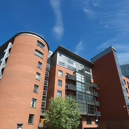 Stay Deansgate Apartments For 14 Nights Plus-2