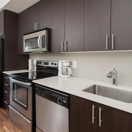 Central Reve Downtown Condo-2