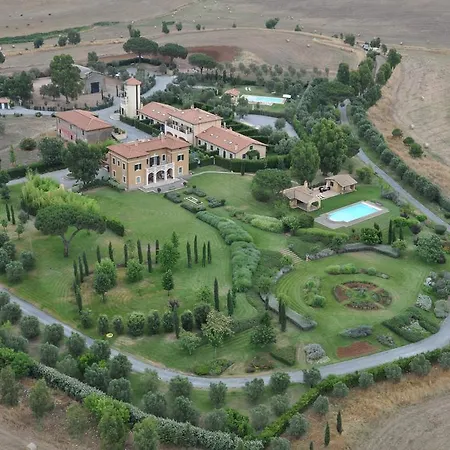 Casale DI Tormaggiore Villa And Country Suites-3