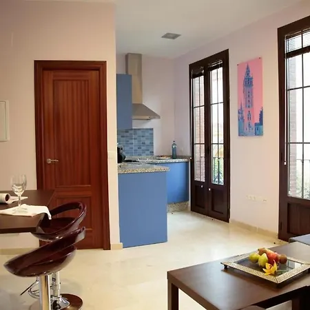 Rey De Sevilla Flats - Macarena-2