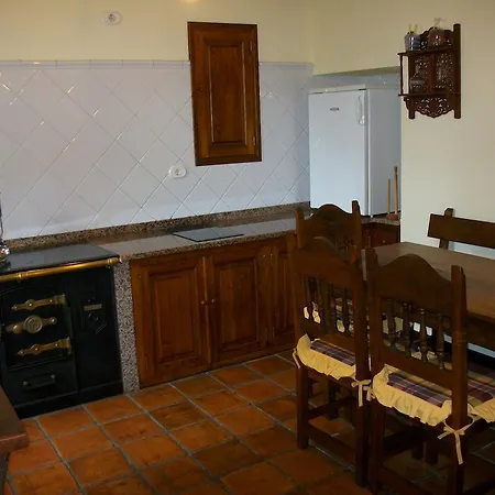 Casa de Aldea Los Glayus-3