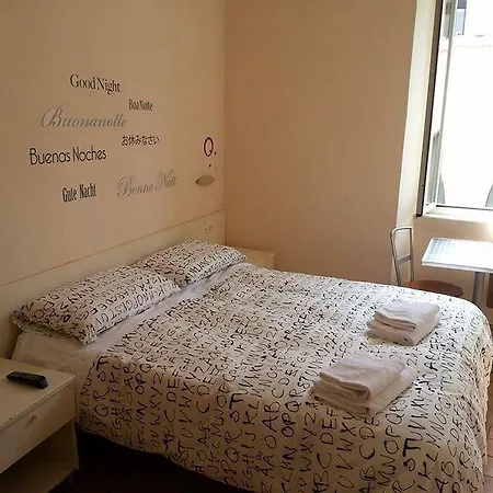 Bubbles Rooms-3