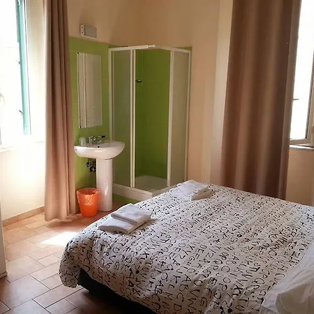 Bubbles Rooms-2