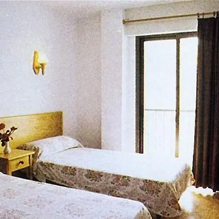 Apartamentos Es Canto (Adults Only)-2