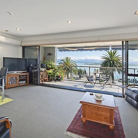 Waterfront Escape-2