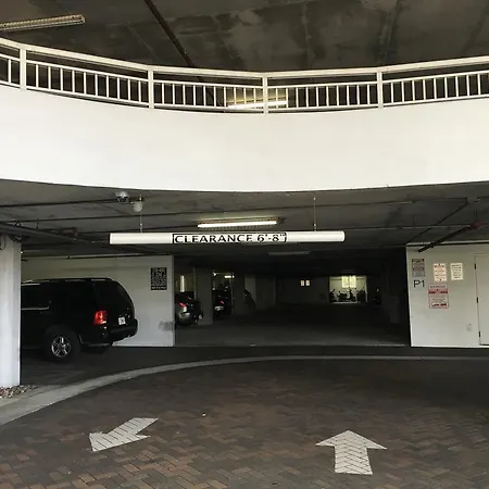 Real Living Hotel Residence-2