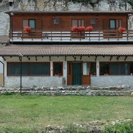 Agriturismo Miralago-2