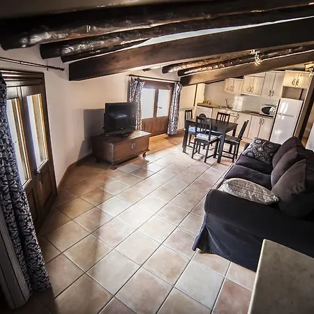 Apartamentos Cine Capicol-2
