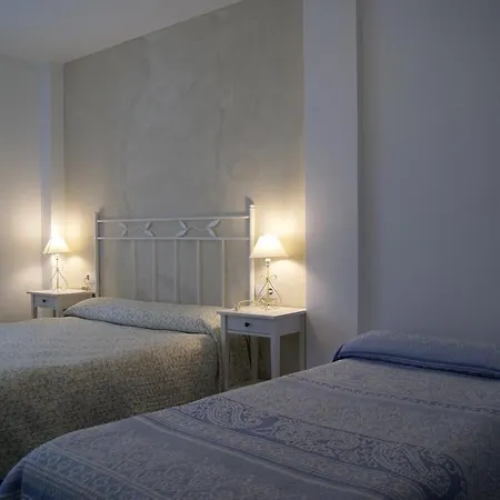 Apartamentos Turísticos Teruel-2