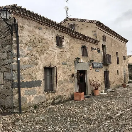 Hotel Rural La Muralla De Ledesma-2