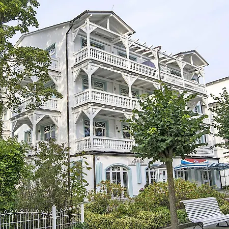 Villa Strandburg F 409 WG 10 mit Balkon und Meerblick-2
