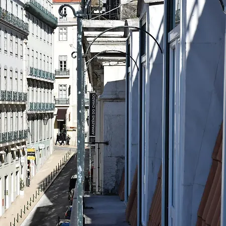Dream Chiado Apartments-3