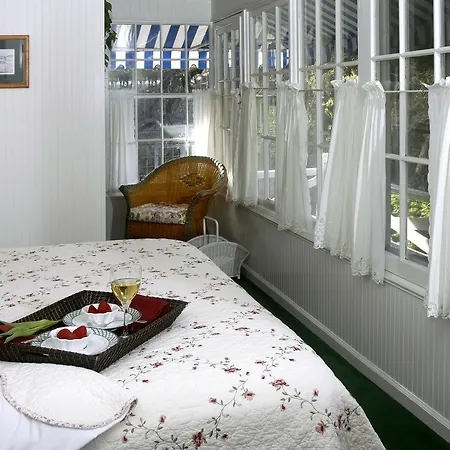 Beazley House-3