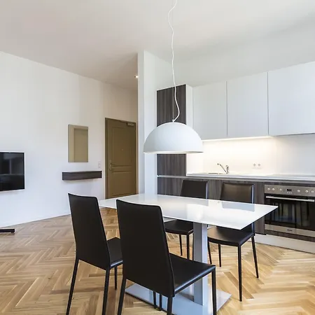 Srs Apartments Muenchen-2
