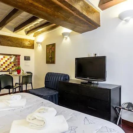 Trastevere Apartments-3
