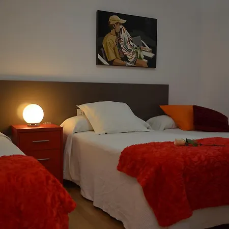Apartamentos Antares 1-2