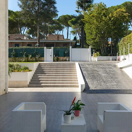 Niclas Luxury Apartments Eur-3