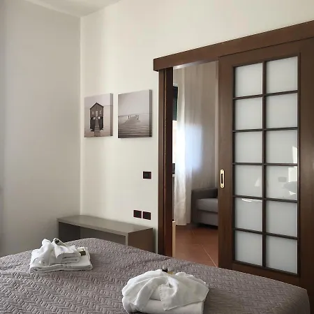 Flats4Rent Alessia-3