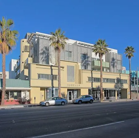 Modern Studio In Santa Monica-3