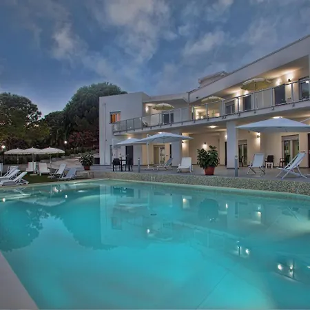 Cala Del Faro Beach Villas-2