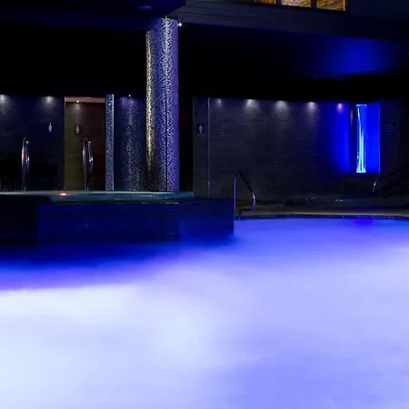 Lakes Hotel & Spa Apartments-3