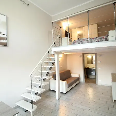 Modern Loft Apartment-2