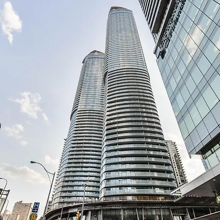 Condo Downtown, Cn Tower, Financial District-2