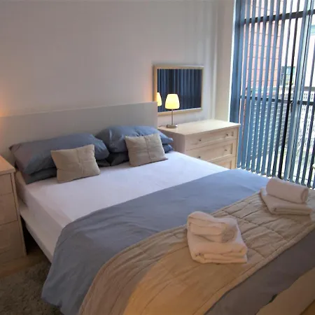Stay Deansgate Apartments For 14 Nights Plus-3
