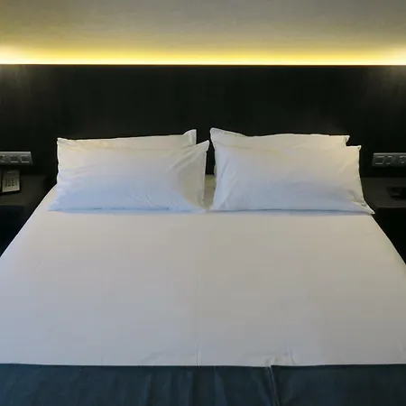Hg City Suites Barcelona Apartments-3