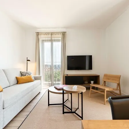 Port Plaza Apartments-3