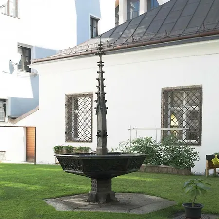 Daxburg Apartments-3