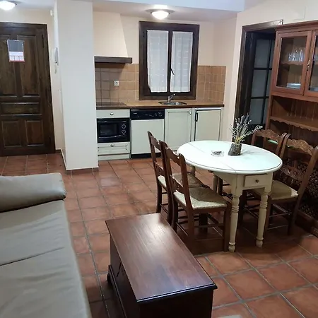 Apartamentos Casa Alcaire-2