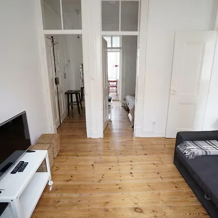 Mouraria Apartments-3