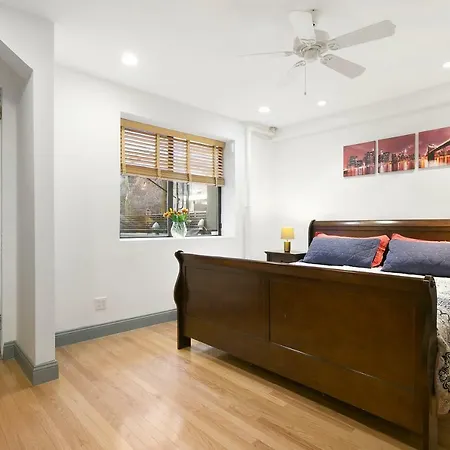 2-Bedroom In Upper West Side, Private Entrance-3